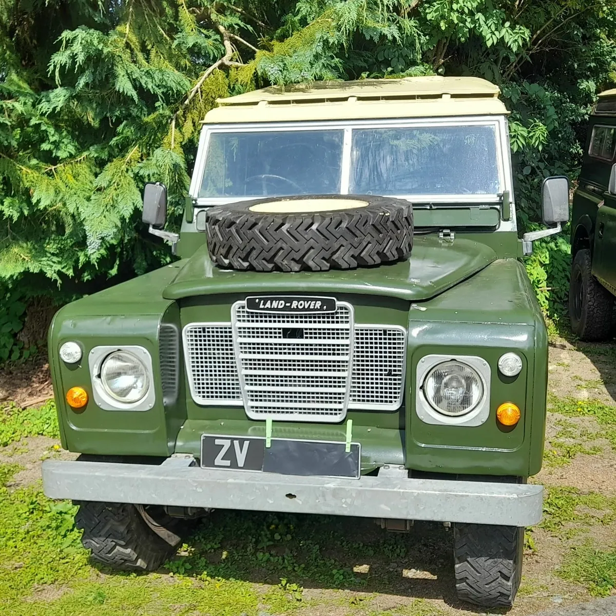 Land Rover Series 3 (Choice of 3) - Image 2
