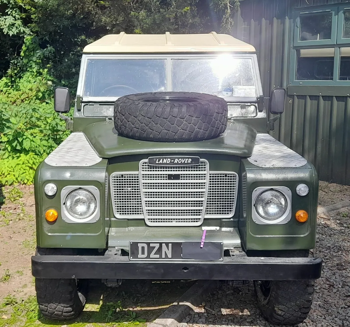 Land Rover Series 3 (Choice of 3) - Image 3