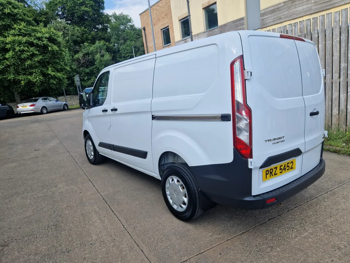 Ford Transit Custom 2016  2.2 - Image 2
