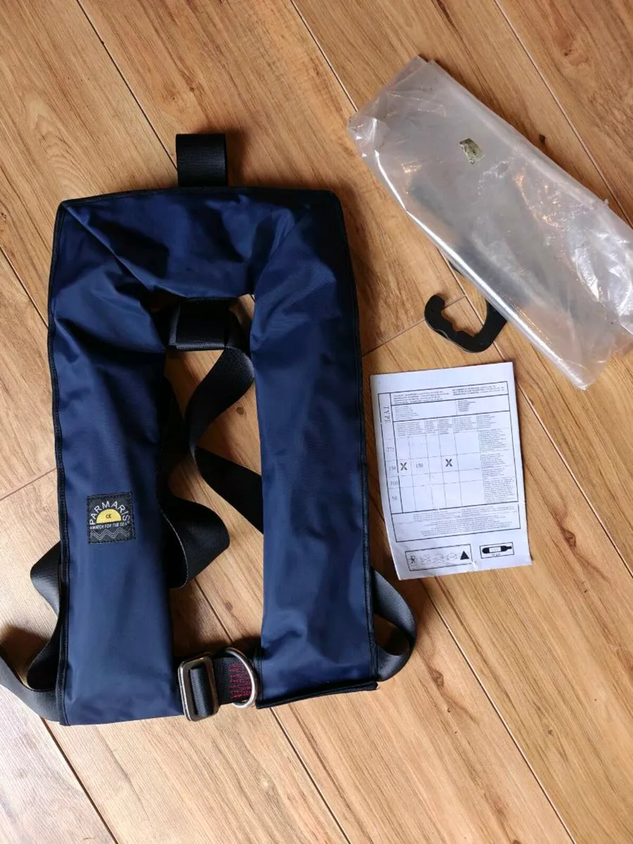 Lifejacket Parmaris 150N - Image 1