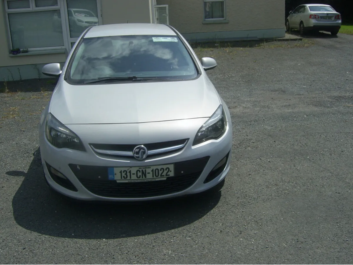 Vauxhall Astra 1.7 CDTI TECH LINE EF SS 5DR ECOFLE - Image 1