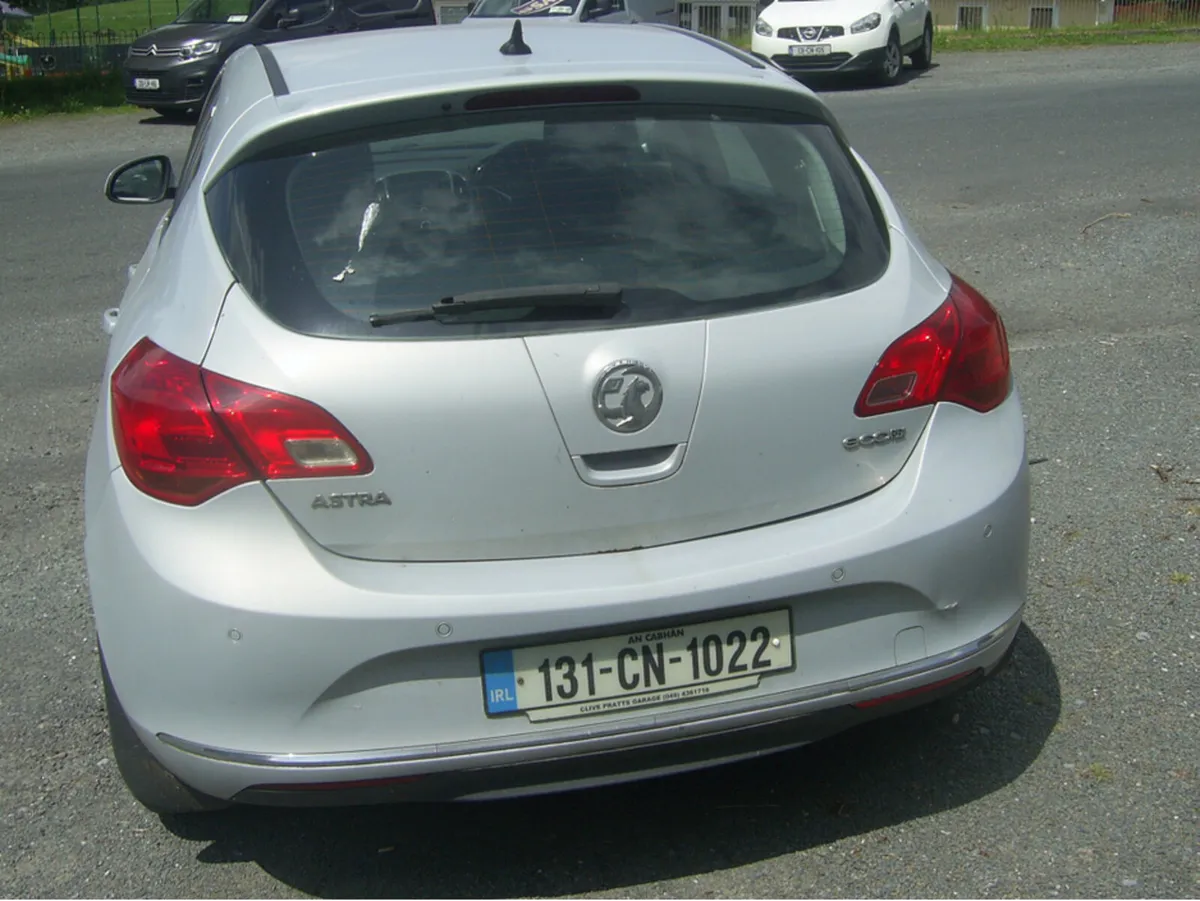 Vauxhall Astra 1.7 CDTI TECH LINE EF SS 5DR ECOFLE - Image 4