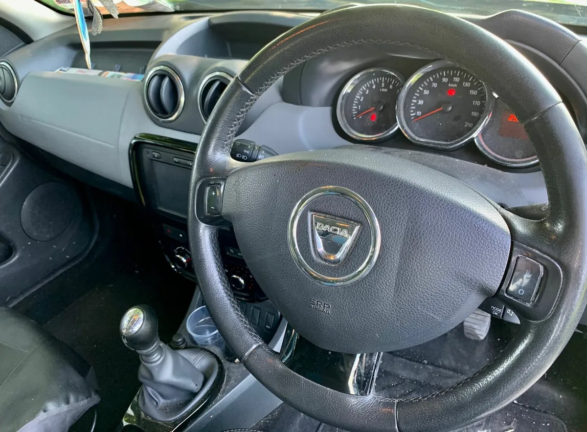 Dacia Duster 2016 1.5 DCI new nct 7/26 tax 10/25 - Image 4