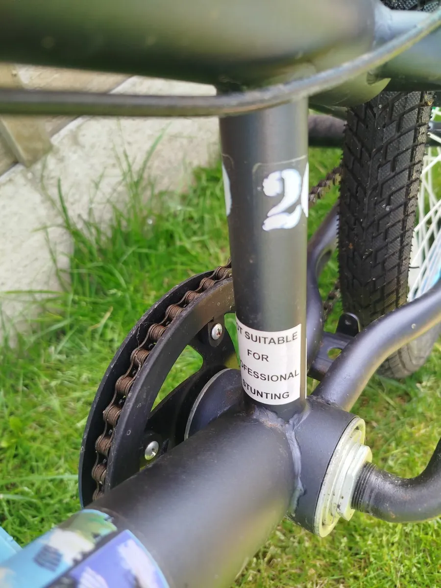 As good as new BMX stunt bike - Image 2