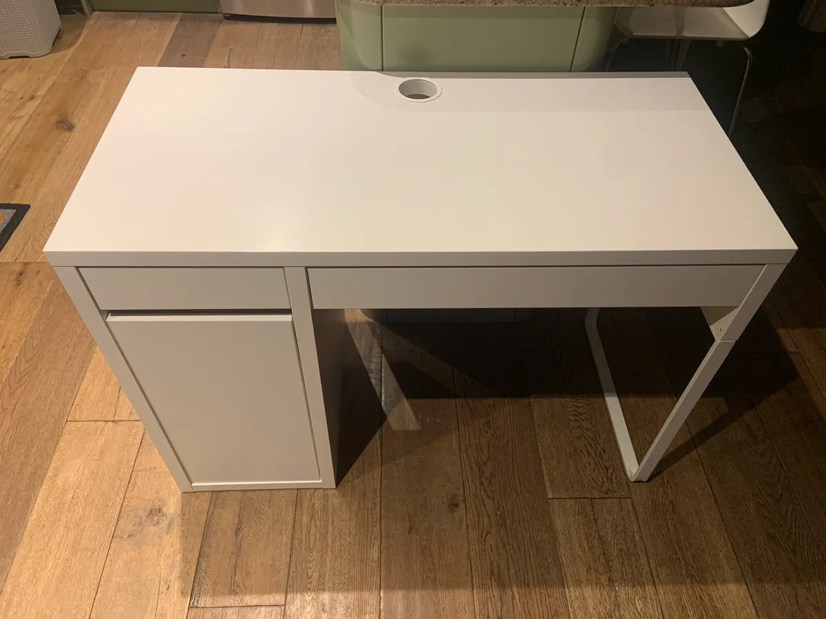 Ikea Micke desk - Image 1