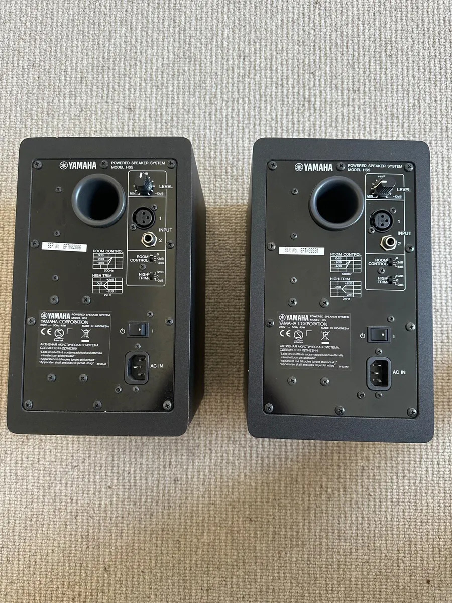 Yamaha HS5 Active Speakers - Image 2