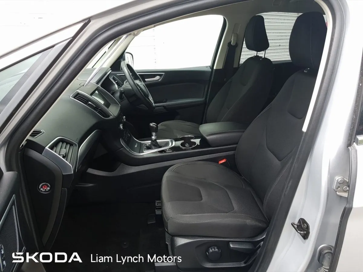 Ford S-Max Titanium 2.0 Tdci 150 BHP 7 Seater - Image 4