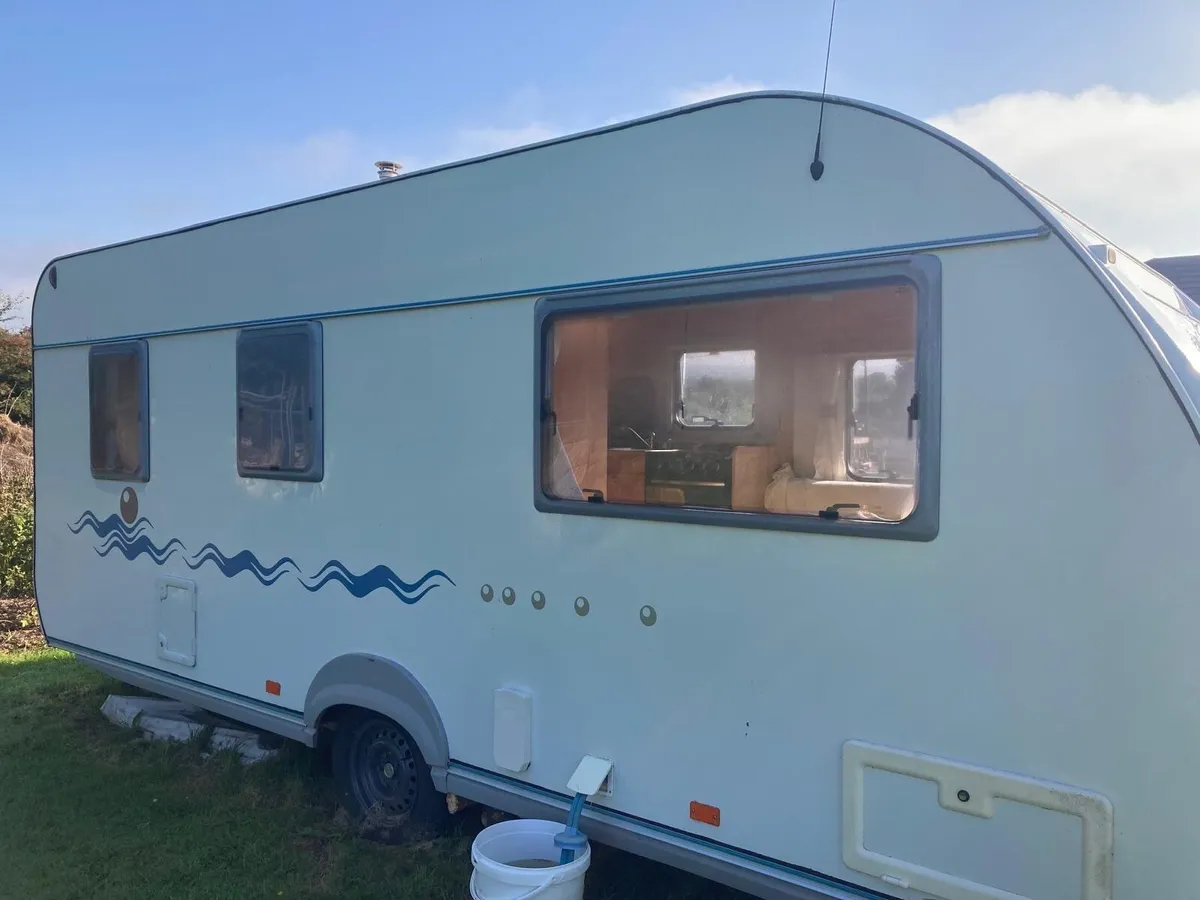 5 berth Caravan - Image 2