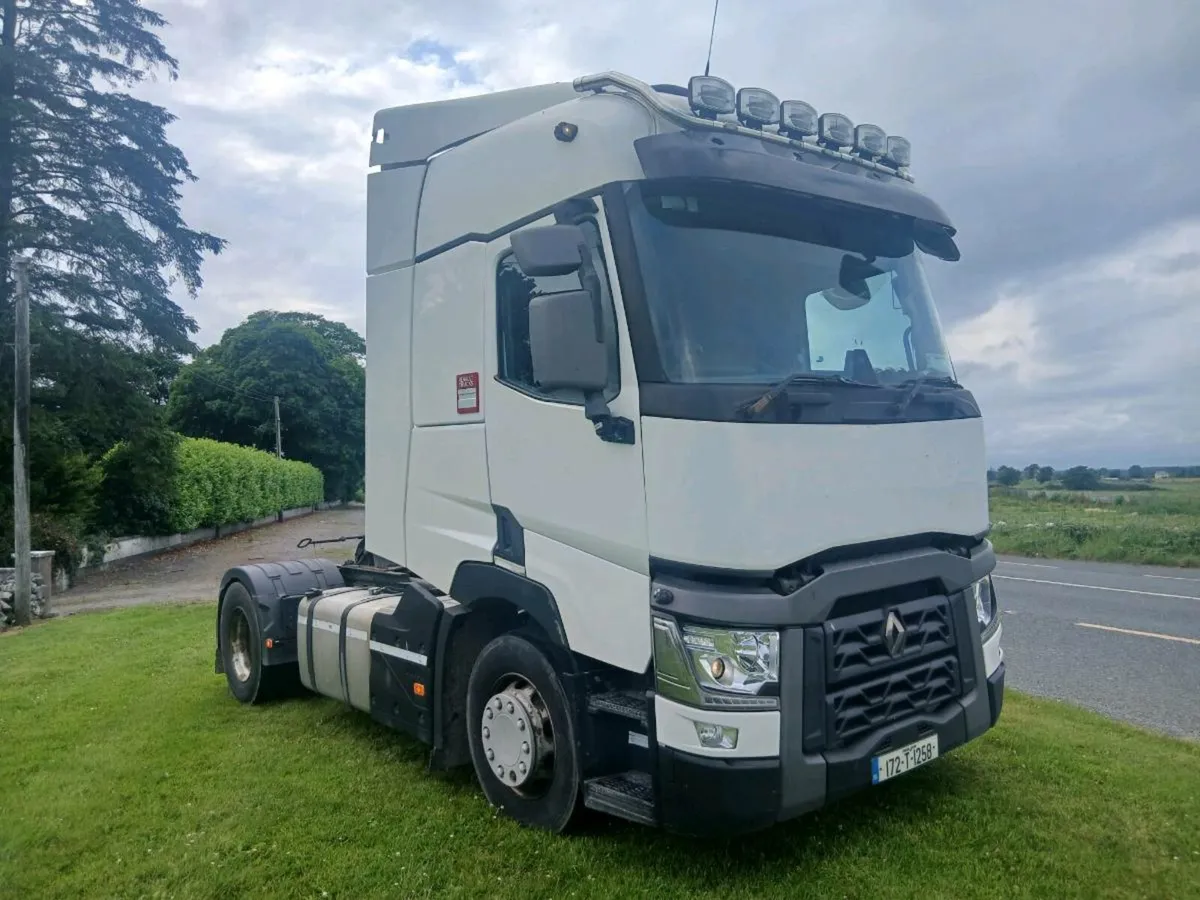 172 Renault unit - Image 1