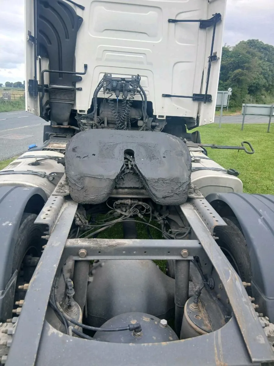 172 Renault unit - Image 4