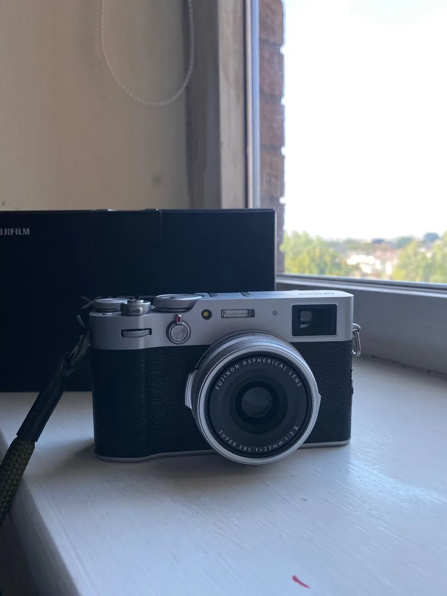 Fujifilm X100V - Image 1