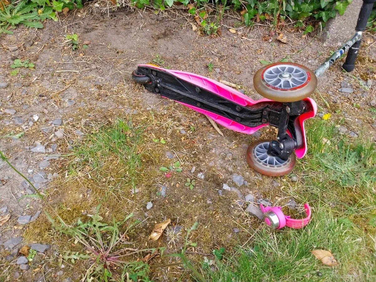 Micro - Mini Scooter - Image 4