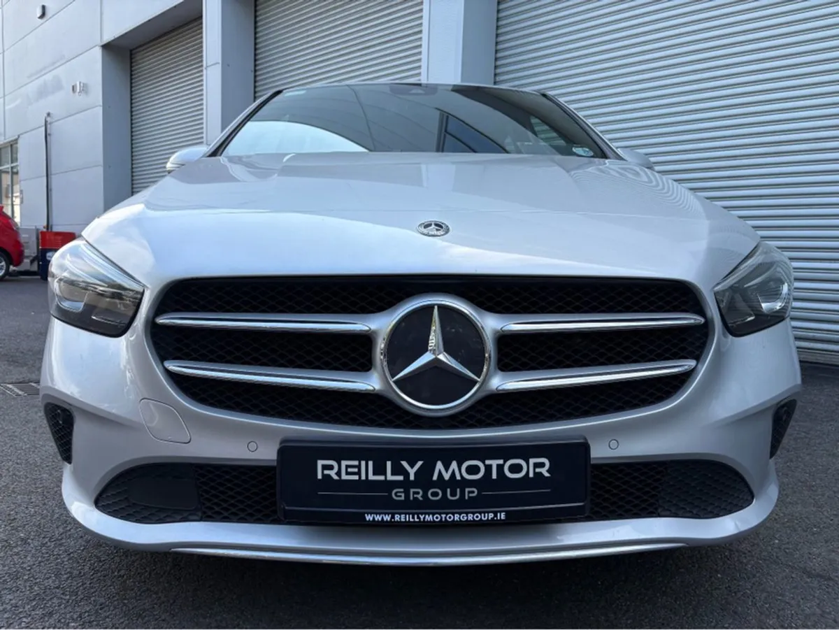Mercedes-Benz B-Class 200 D Auto 5DR - Image 2