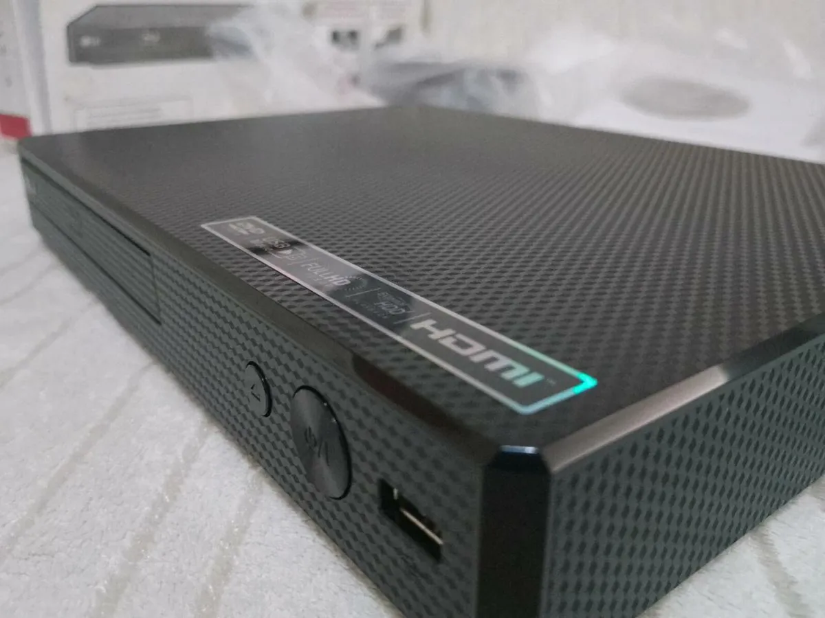 Blue-ray player LG BP250, brand new - Image 1
