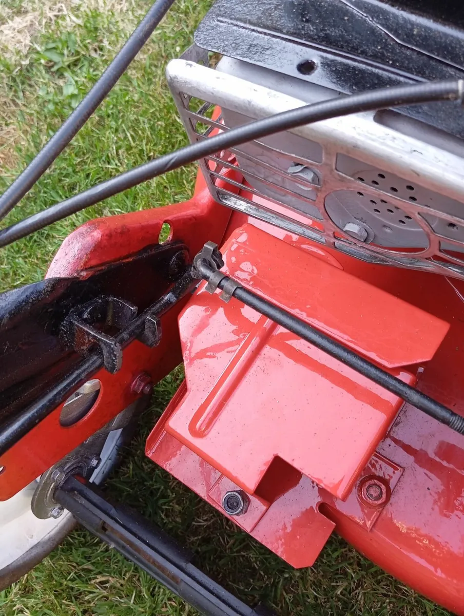 Snapper 21inch self drive lawnmower - Image 2