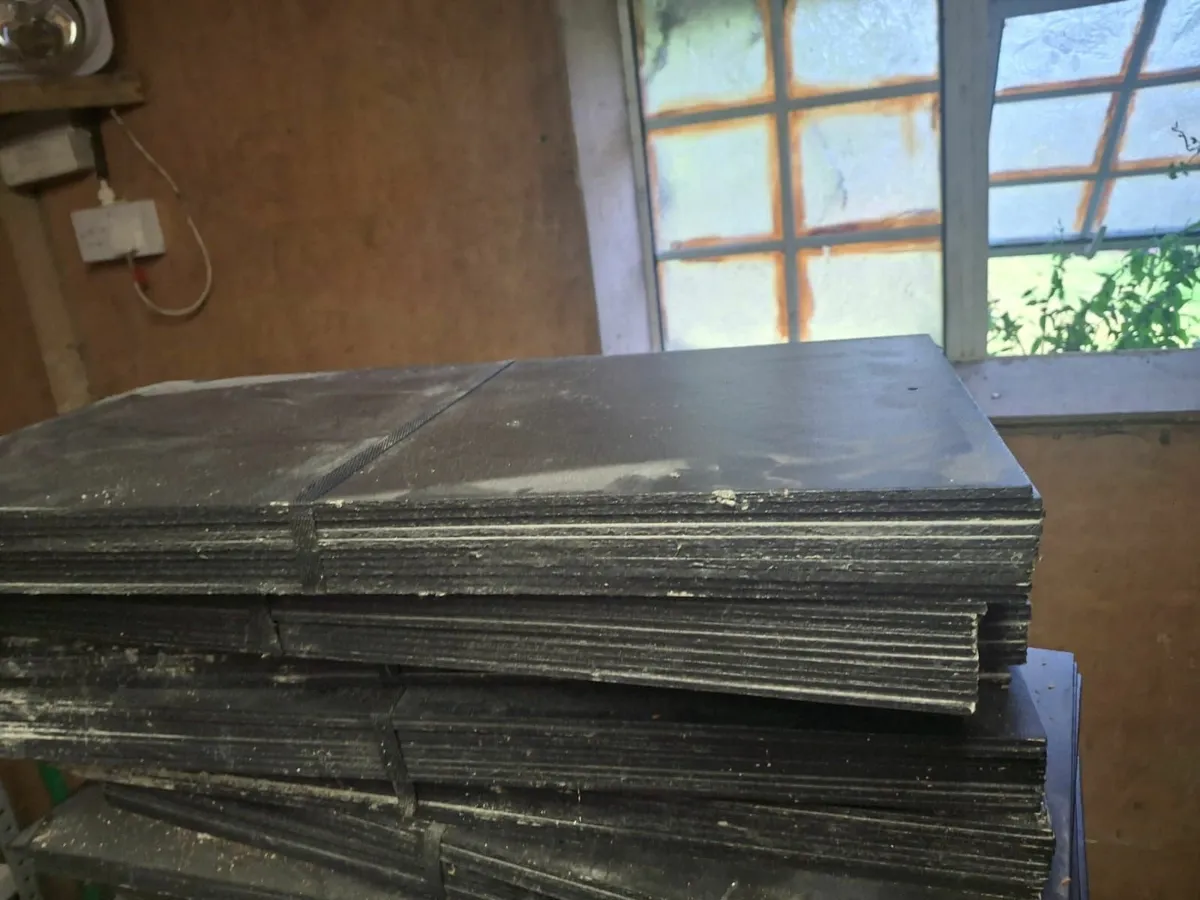 Roof tiles