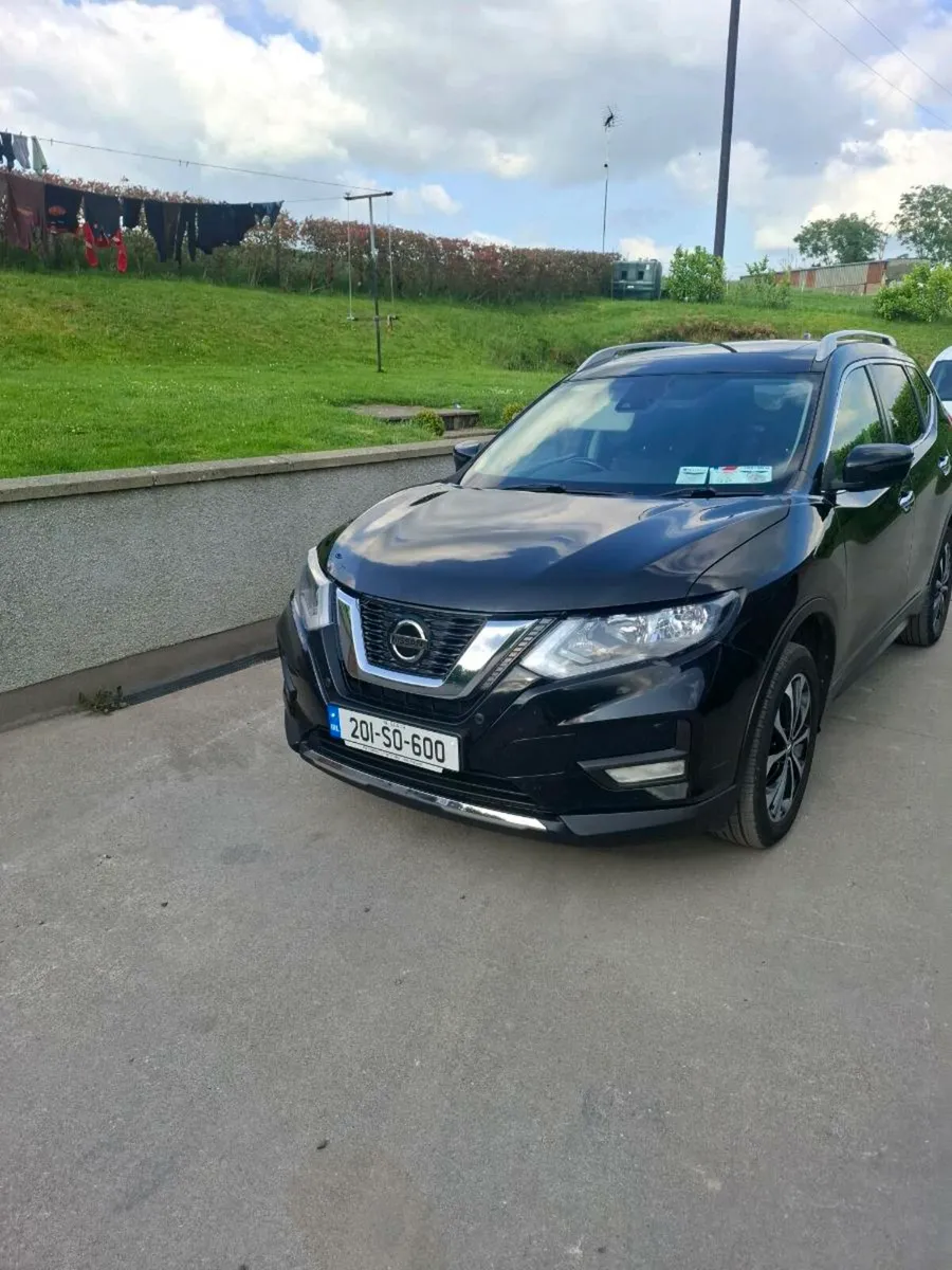 2020 Nissan xtrail - Image 1