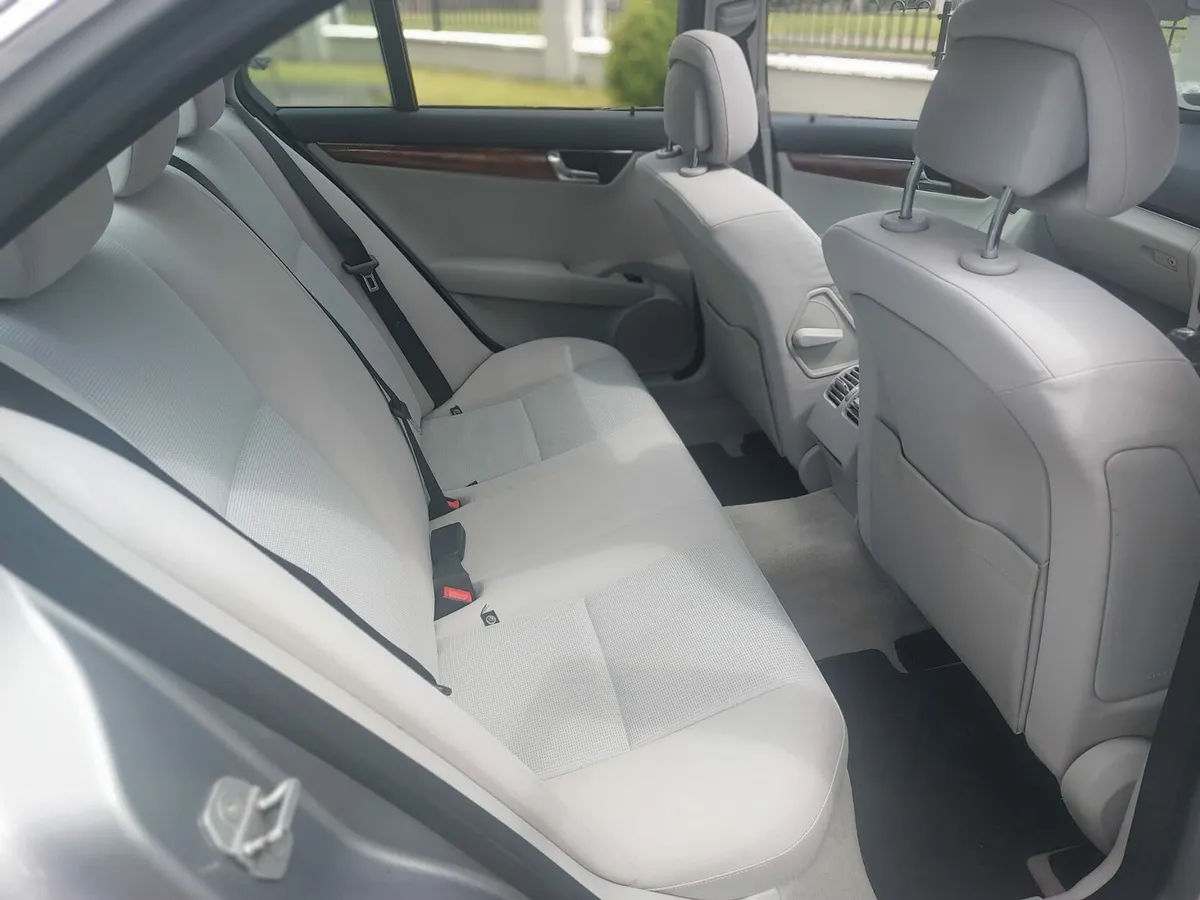 Mercedes C200 Diesel ⛽️ - Image 2