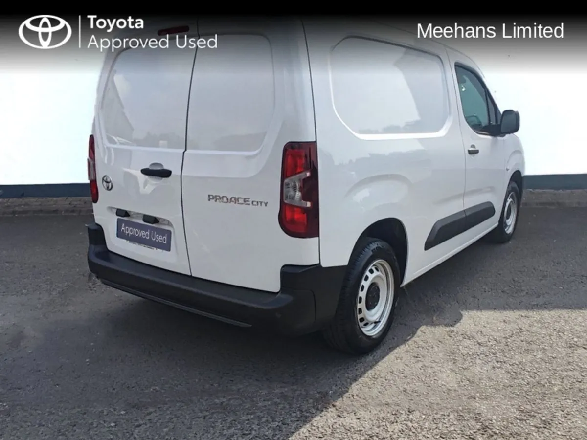 Toyota Proace City 1.5 GX SWB 650KG - Image 2