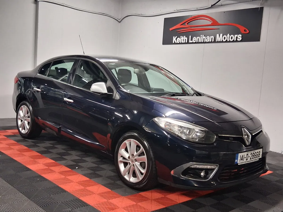2014 Renault Fluence **R-LINK 1.5 DCI - LOW KLMS** - Image 3