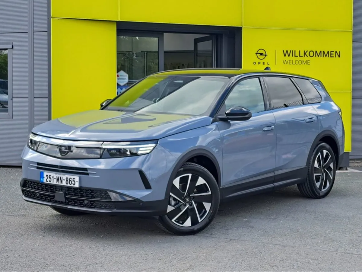 Opel Grandland GS 136BHP Mild Hybrid  top Spec - Image 2