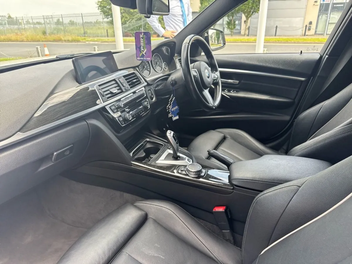 BMW 3 Series 2.0l Petrol Plug-in Hybrid M-sport - Image 3