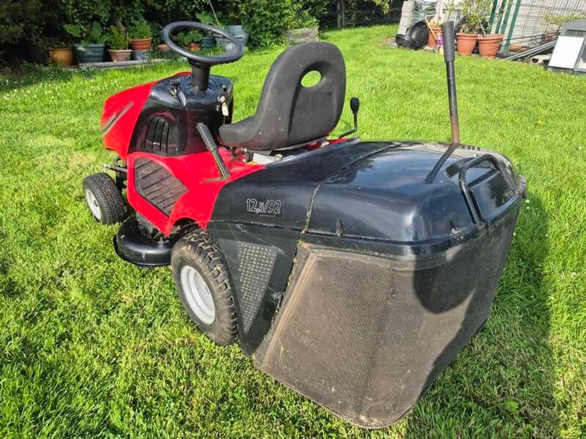 Castlegarden Ride On Mower - Image 3
