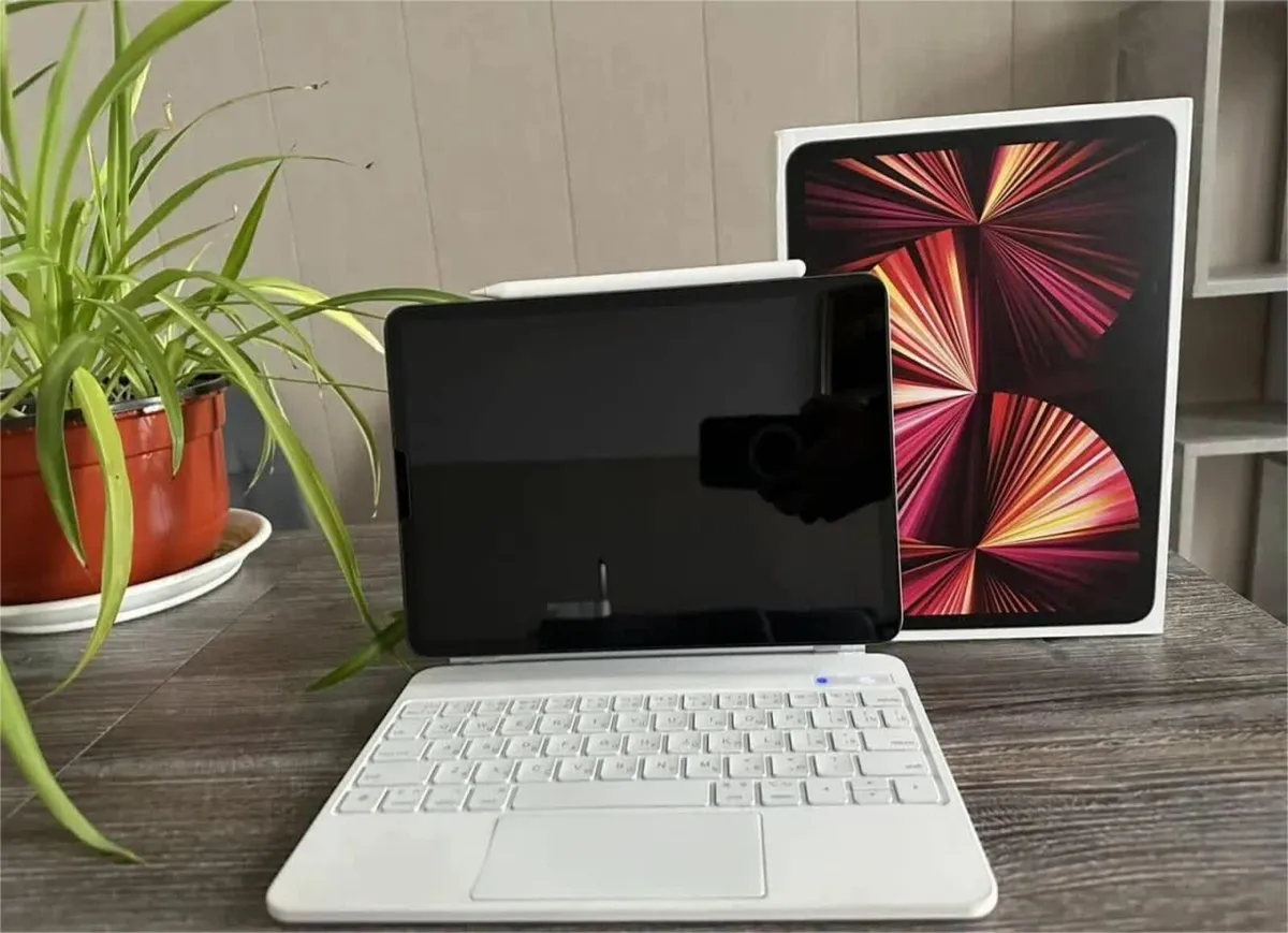iPad pro 11 2022 256gb - Image 3