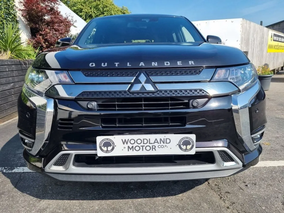 Mitsubishi Outlander 2.4 Phev / Exceed TOP Spec / - Image 3
