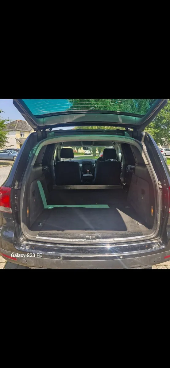 Volkswagen Touareg 2007 - Image 2