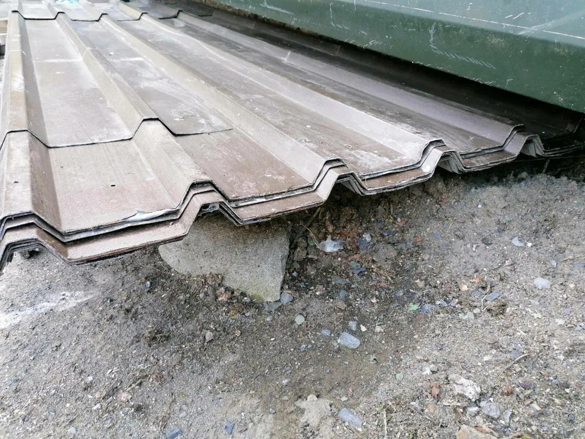 Cladding / flashings - Image 1
