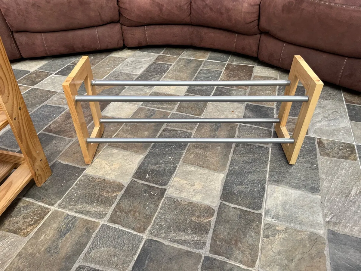 2 shoe racks - Image 1