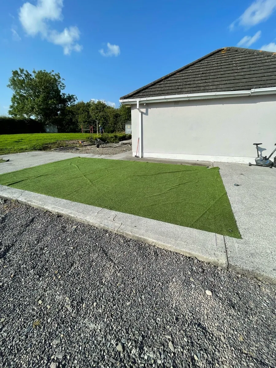 High-Quality Artificial Grass Roll – 6m x 4m (24m² - Image 1