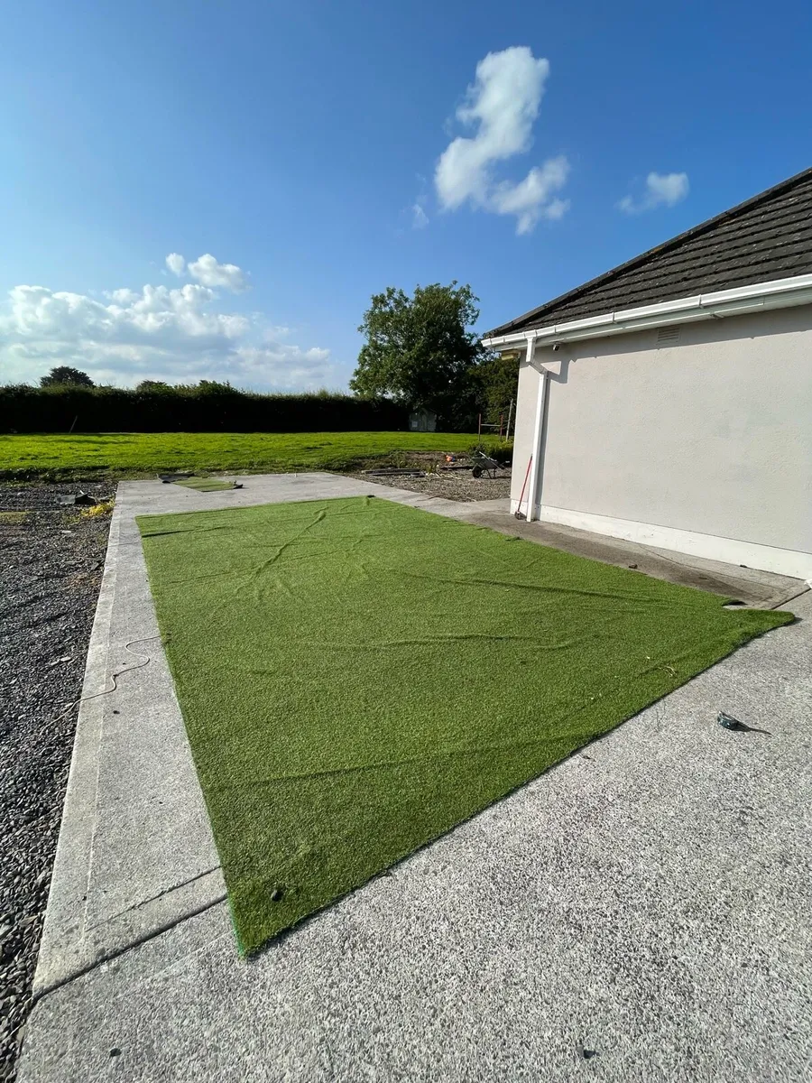 High-Quality Artificial Grass Roll – 6m x 4m (24m² - Image 2