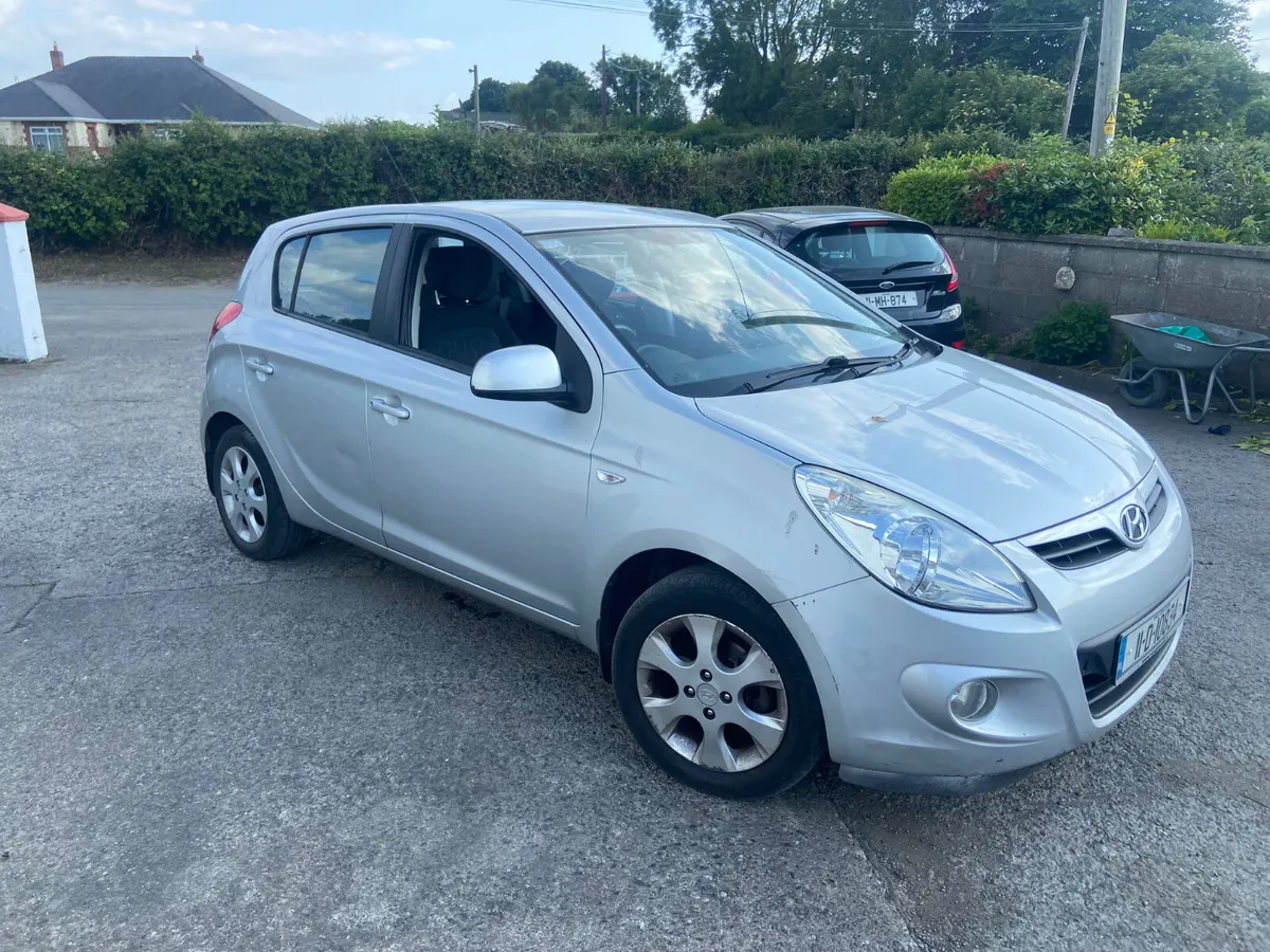 Hyundai i20 2011 low mileage - Image 1