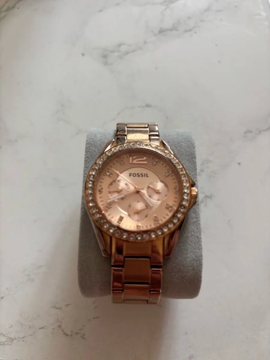 Fossil Rose Gold ladies watch - Image 1