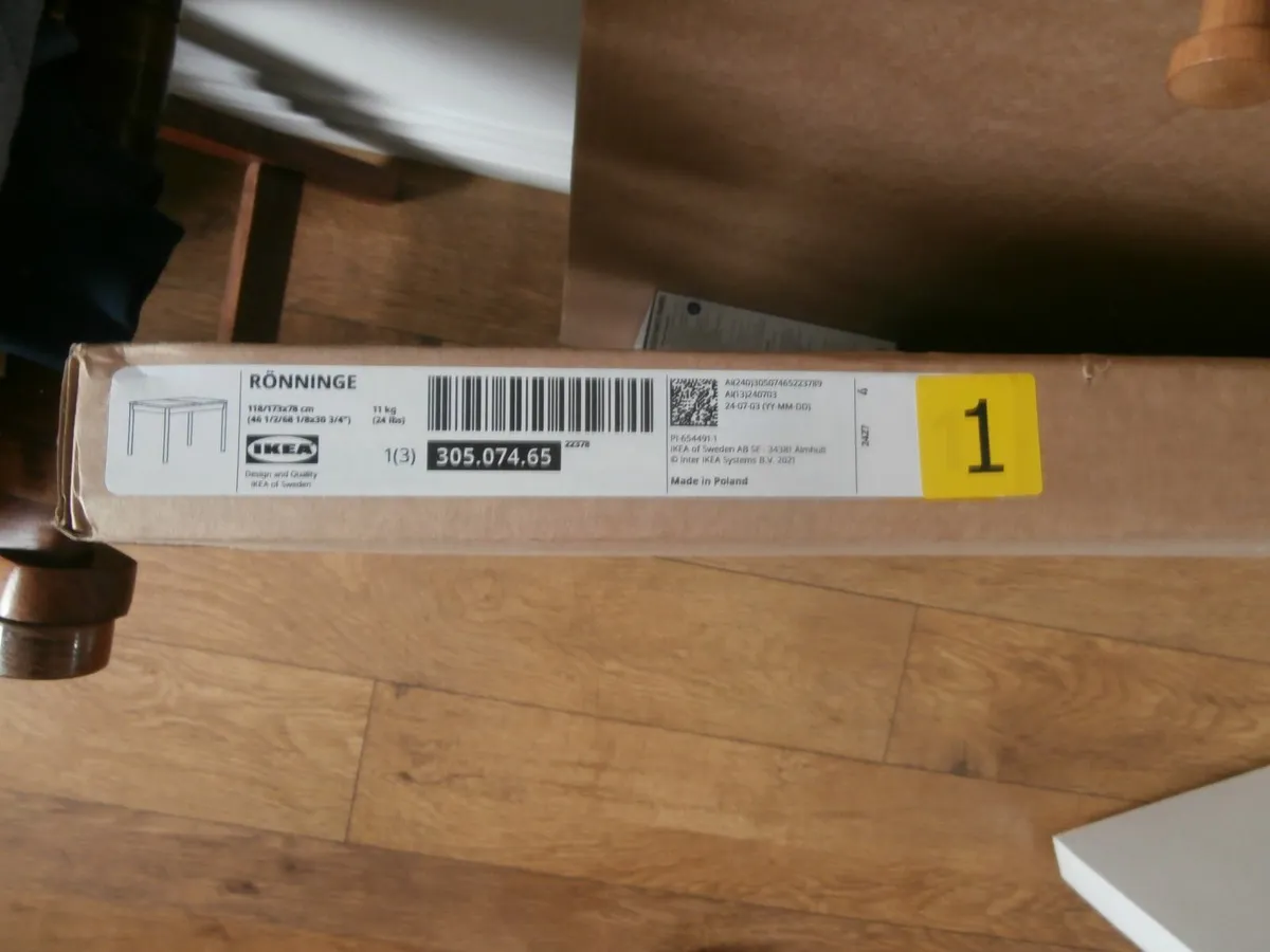 Brand new Kitchen table - Image 2