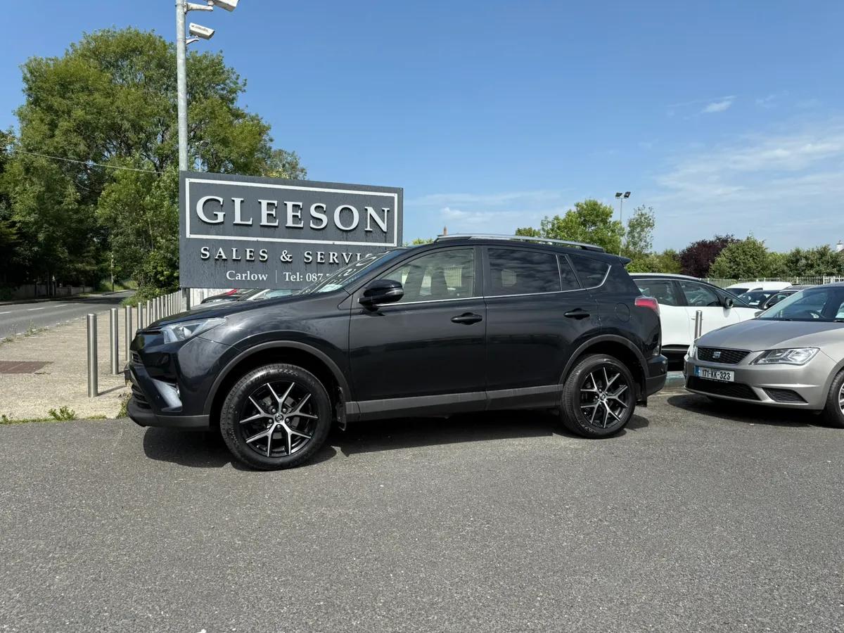 182 Toyota Rav-4 2.0 D4D Diesel SOL - Image 1