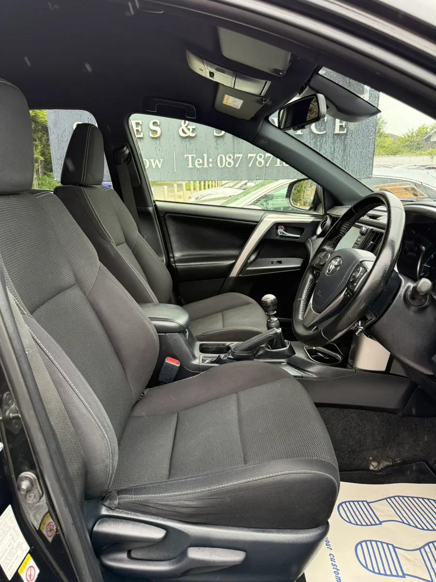 182 Toyota Rav-4 2.0 D4D Diesel SOL - Image 3