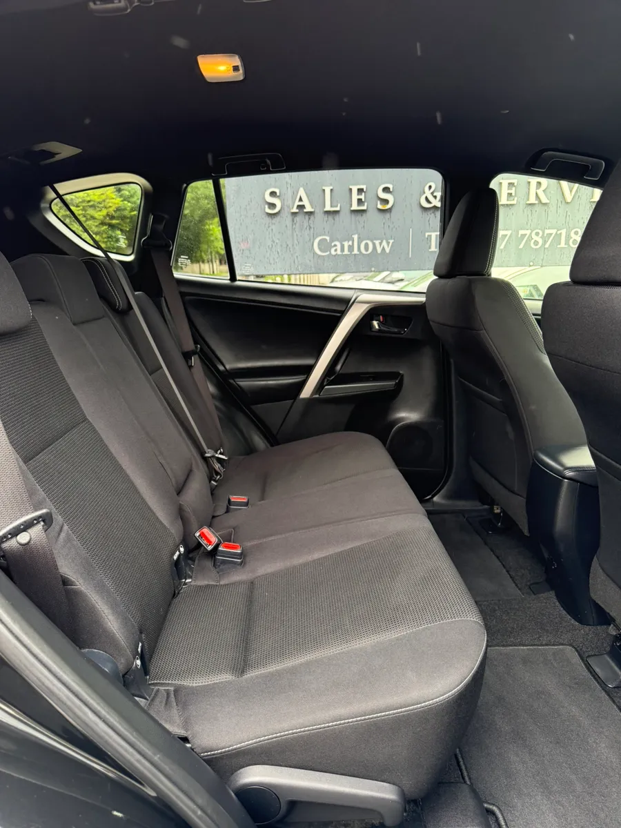 182 Toyota Rav-4 2.0 D4D Diesel SOL - Image 4