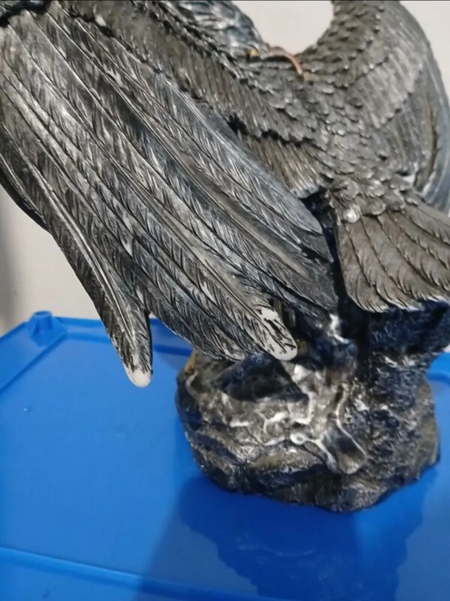 Steampunk eagle statue - Image 4
