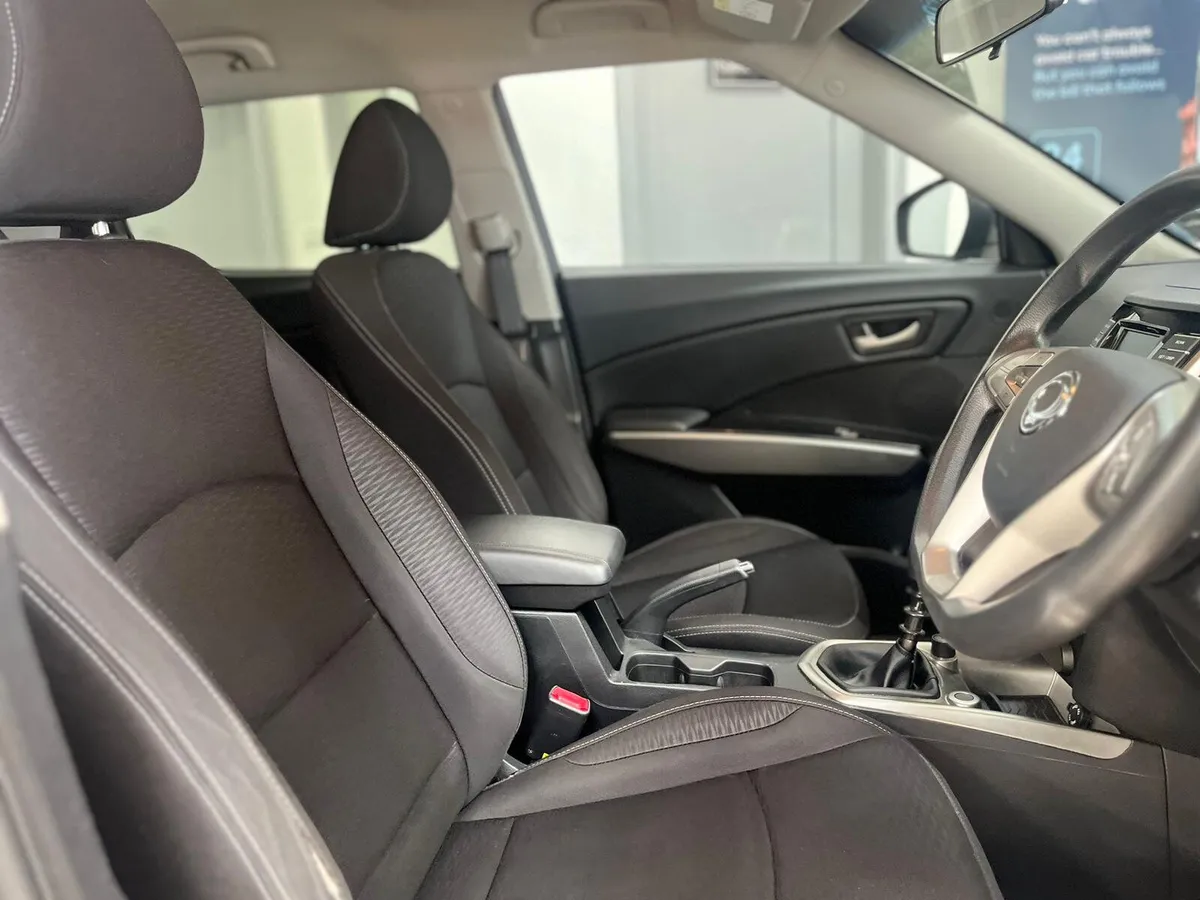 SsangYong Tivoli 2017. 4X2  ES. CROSSOVER - Image 4