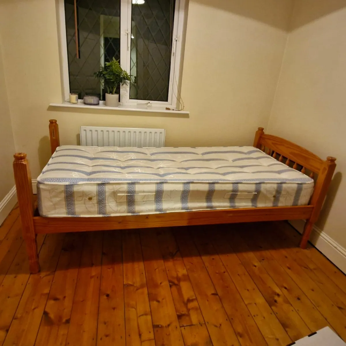 single bed - Image 2