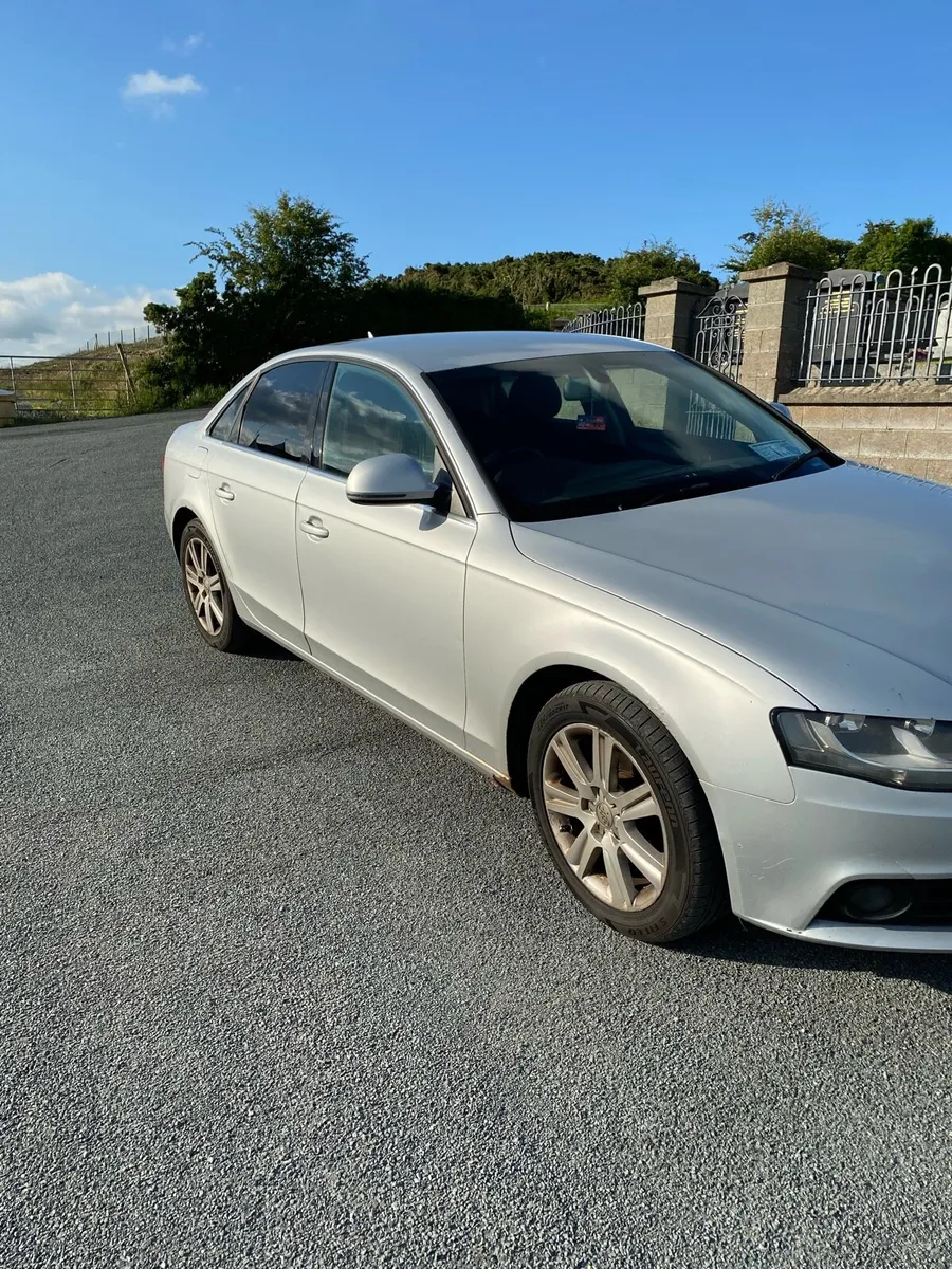 Audi A4 - Image 2