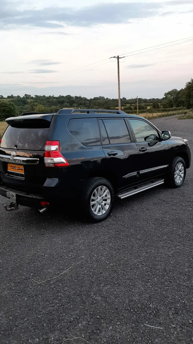 Toyota Land Cruiser - Image 4