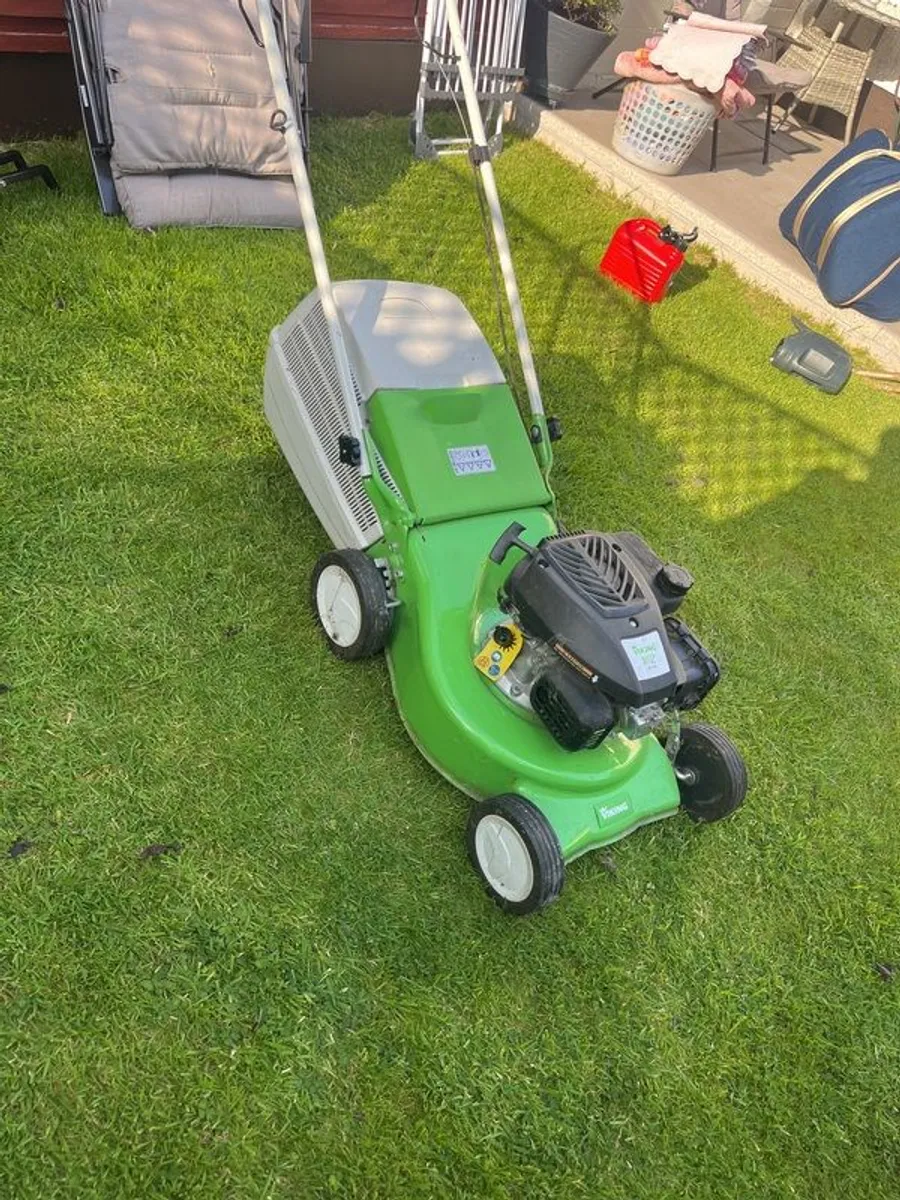 petrol lawnmower - Image 1
