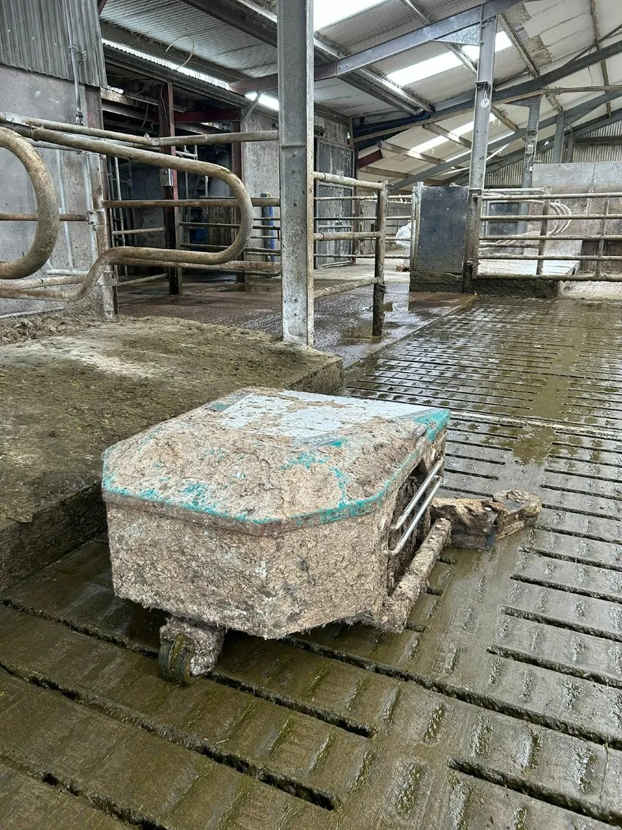 Robotic slurry scraper - Image 2