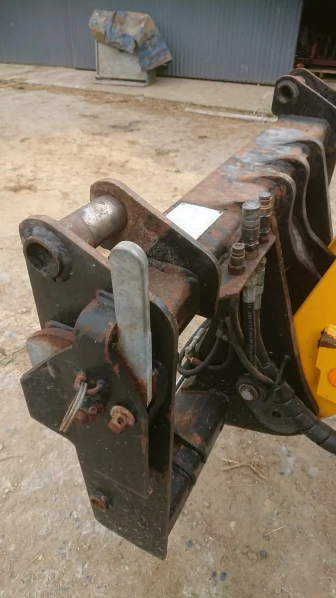 JCB TM310 /320 Q Fit Headstock - Image 4