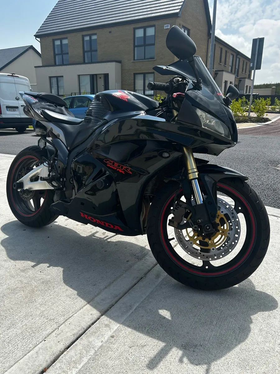 Cbr 600rr - Image 1