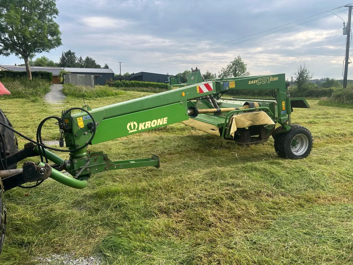 Krone 3200 10 ft trailed mower - Image 3